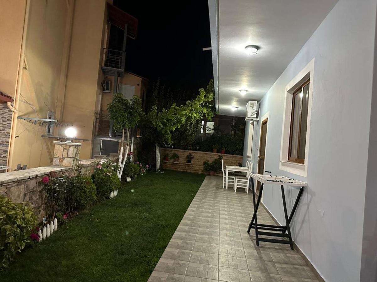 Mandi'S Apartment Ksamil Bagian luar foto