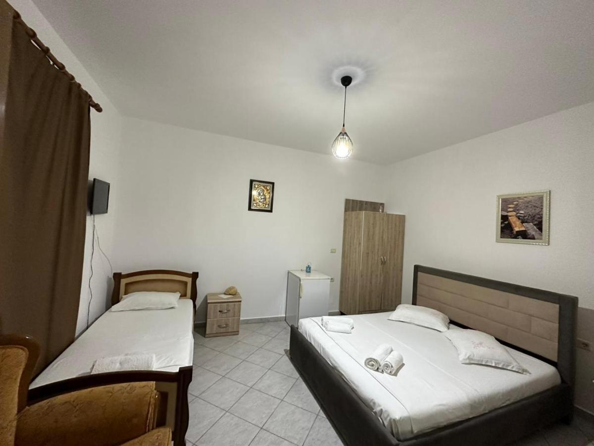 Mandi'S Apartment Ksamil Bagian luar foto